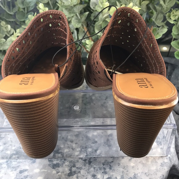 A.N.A Hiro Chocolate Laser Cut Pointed Toe Dress Mules 3.75” Heels WMS 9M✨NWT✨ - Picture 6 of 12